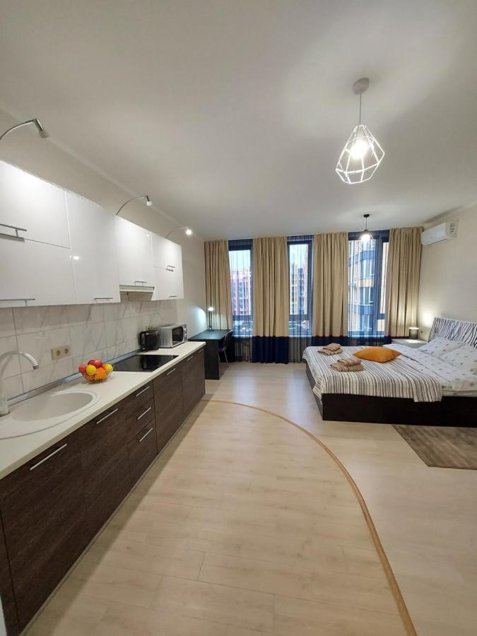 Апартаменти Комфорт Таун Kiev Exterior foto